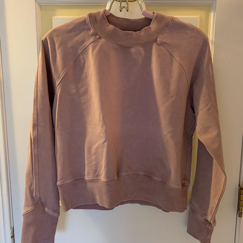 Lululemon crewneck sweatshirt